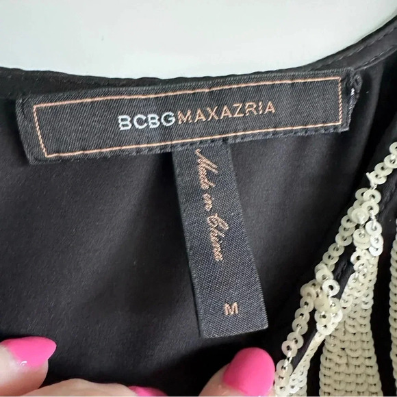 BCBG MaxAzria Silk Dress Embroidered Sequins Size Medium Leaves Pleats Boat Neck - Picture 10 of 11